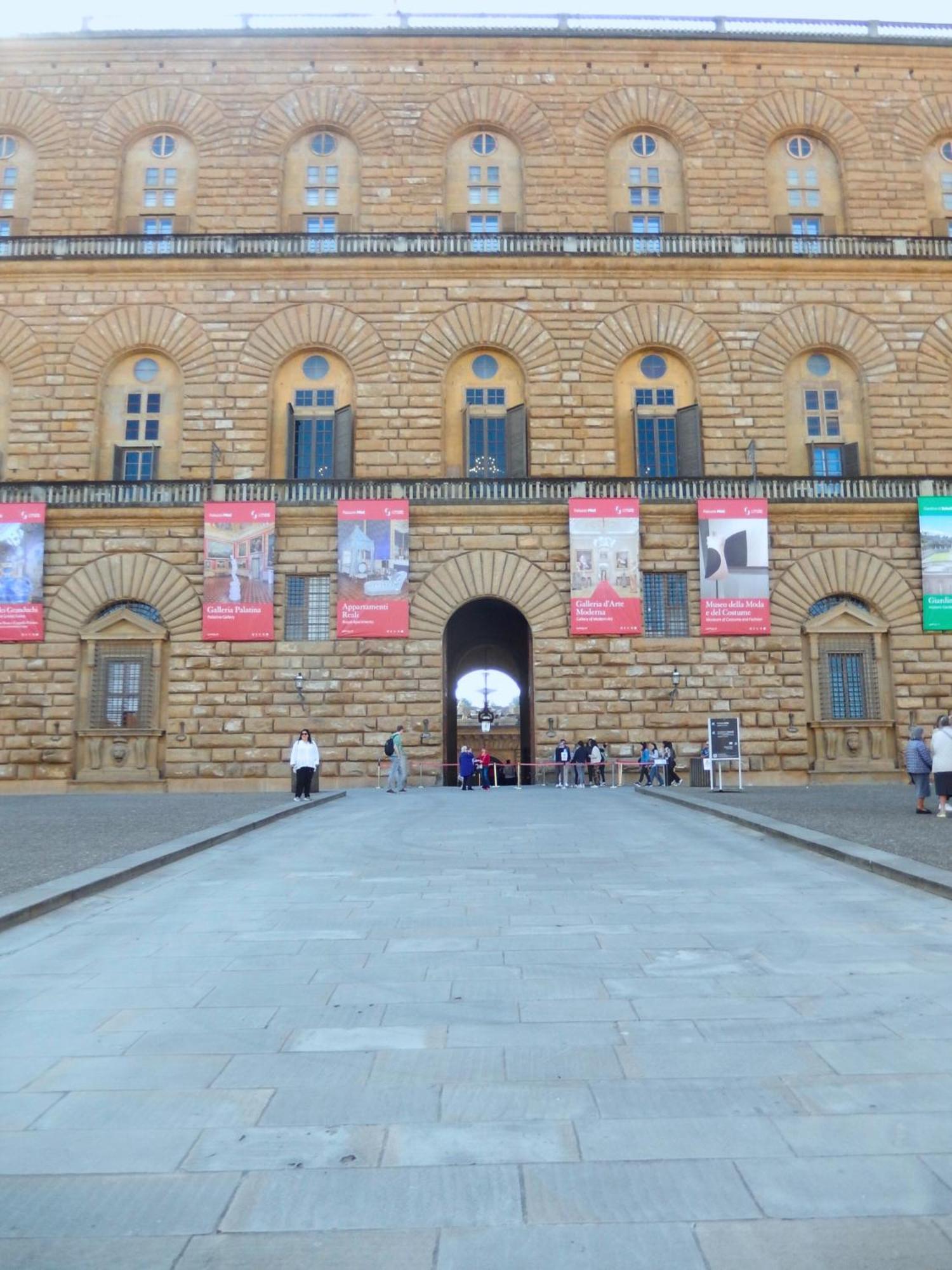 Panoramic View 2 Pitti Palace Close 2Ponte Vecchio فلورنس المظهر الخارجي الصورة